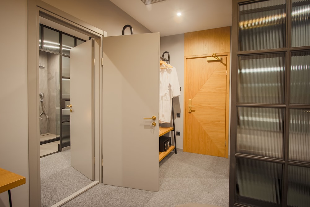 Tuta Hotel 10