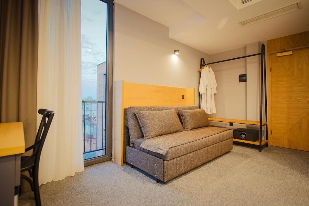 Tuta Hotel 17