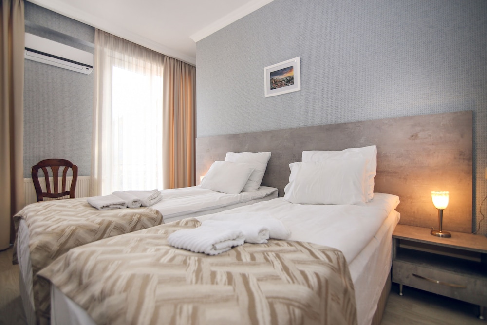 Hotel Kenari 12