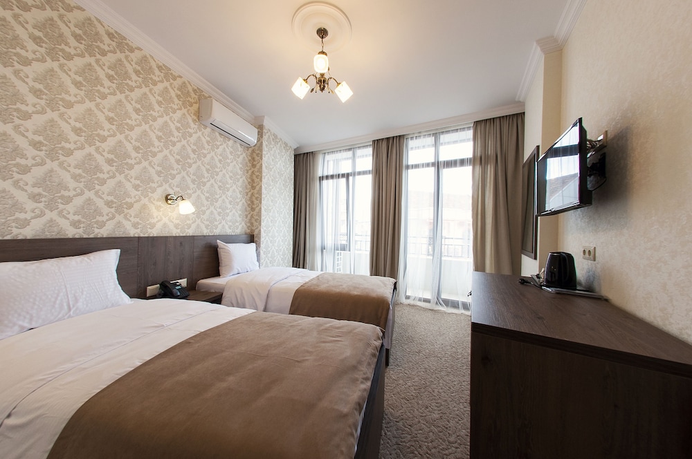 Old Garden Hotel 7