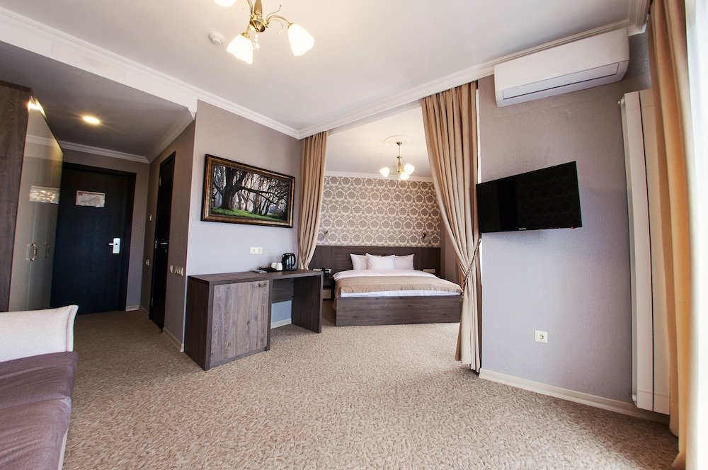 Old Garden Hotel 1