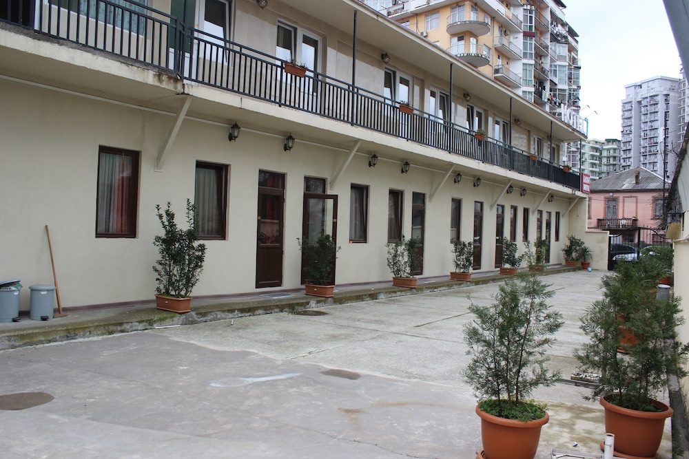 Hotel 7 1
