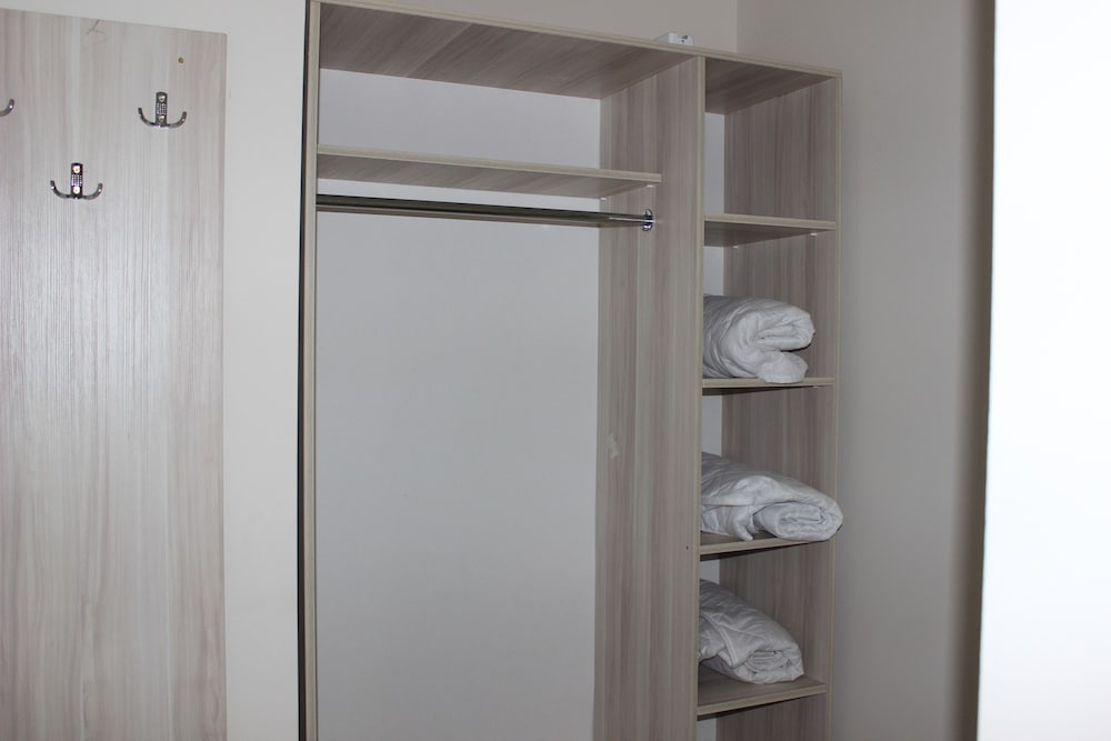 Hotel 7 14