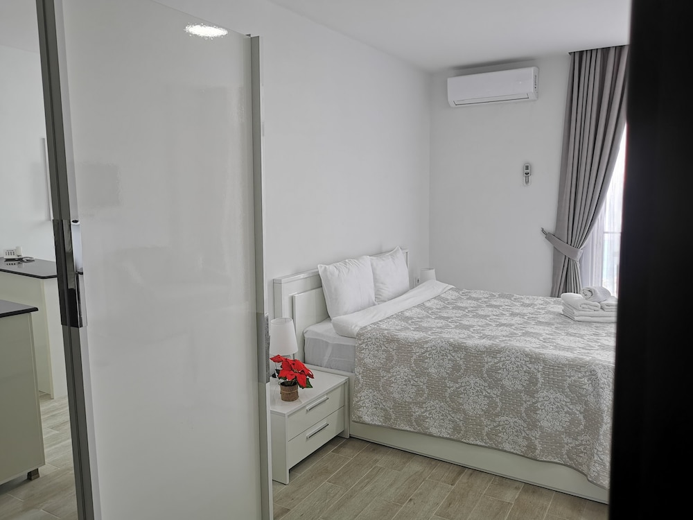 Aqua Batumi Hotel & Apartments 21