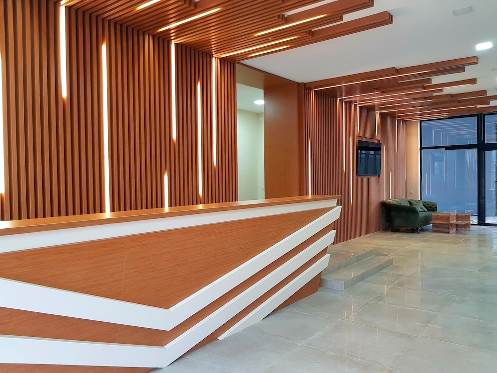 Aqua Batumi Hotel & Apartments 2