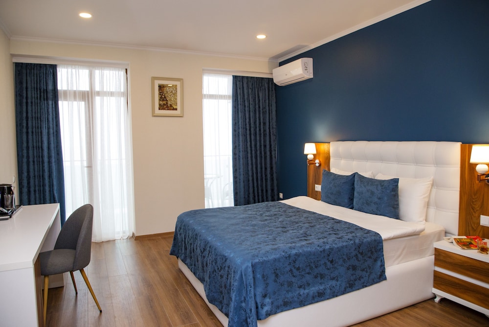 Aqua Batumi Hotel & Apartments 16