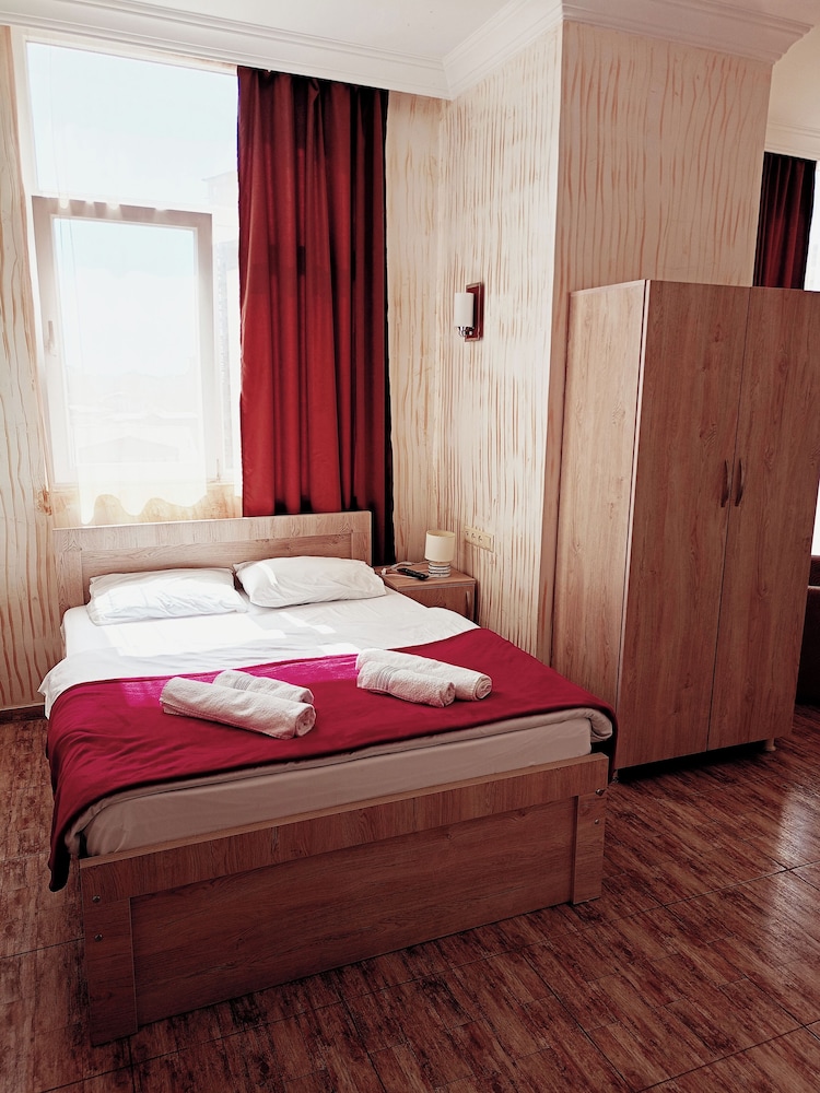 Hotel Batumi Inn 15
