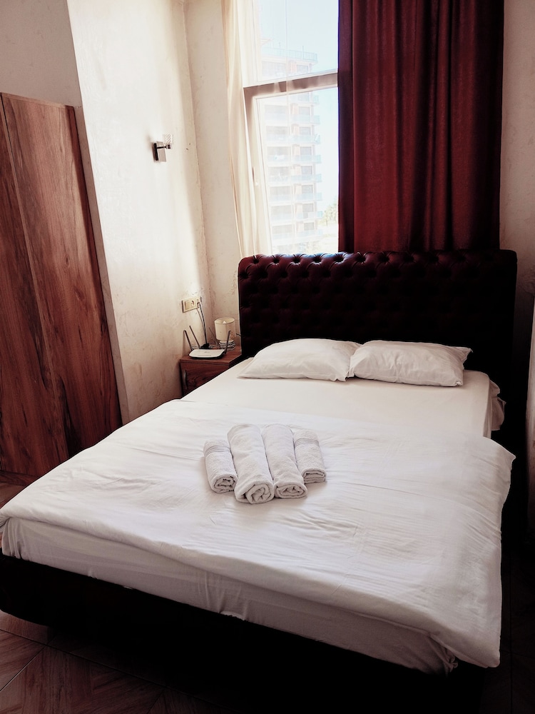 Hotel Batumi Inn 17