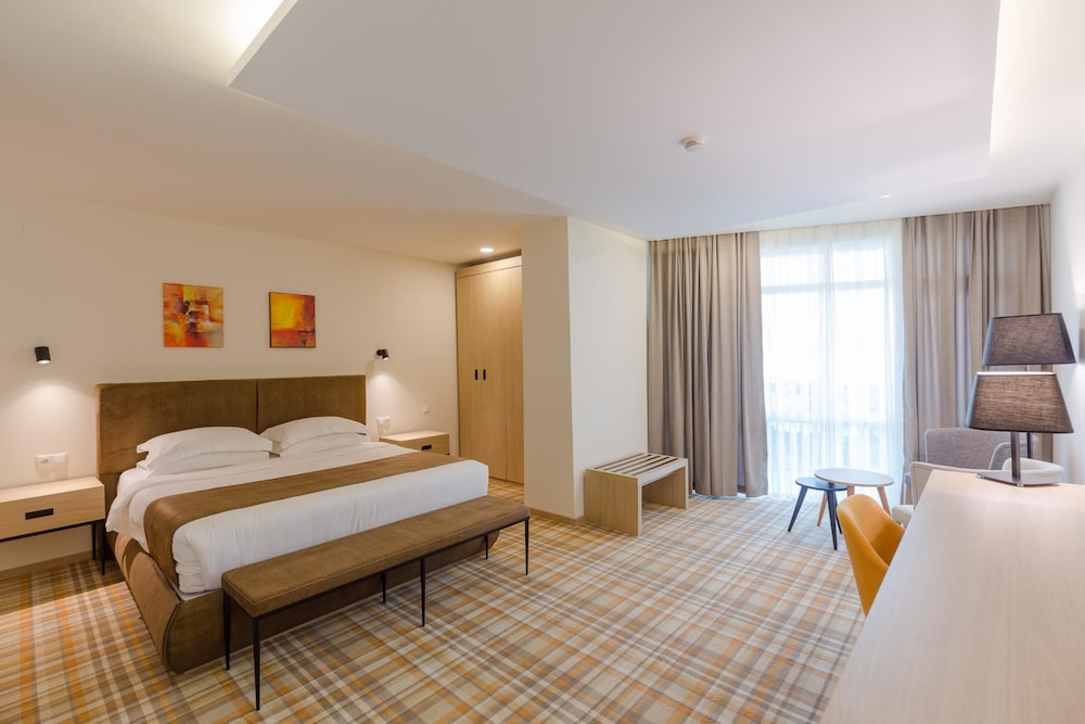 Best Western Premier Batumi 15