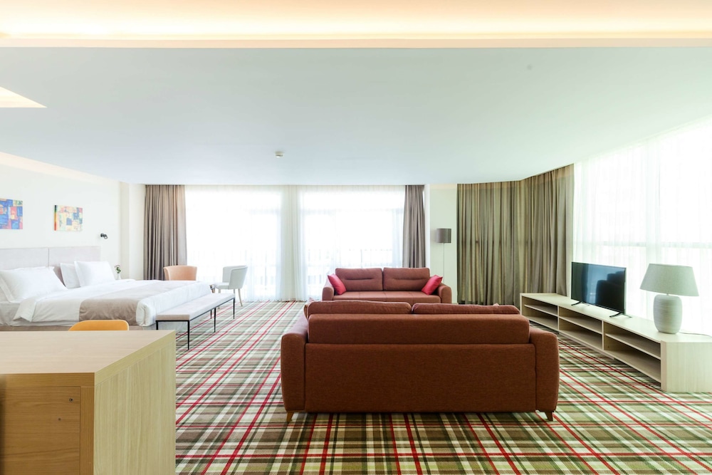Best Western Premier Batumi 18