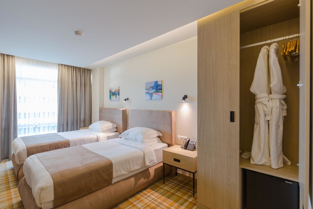 Best Western Premier Batumi 12