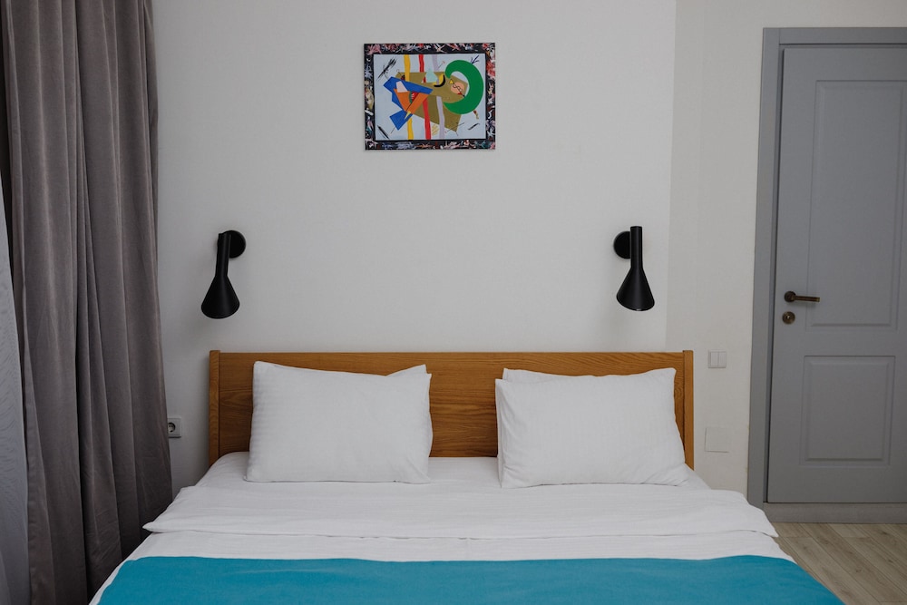 Mariinsky Aparthotel 20