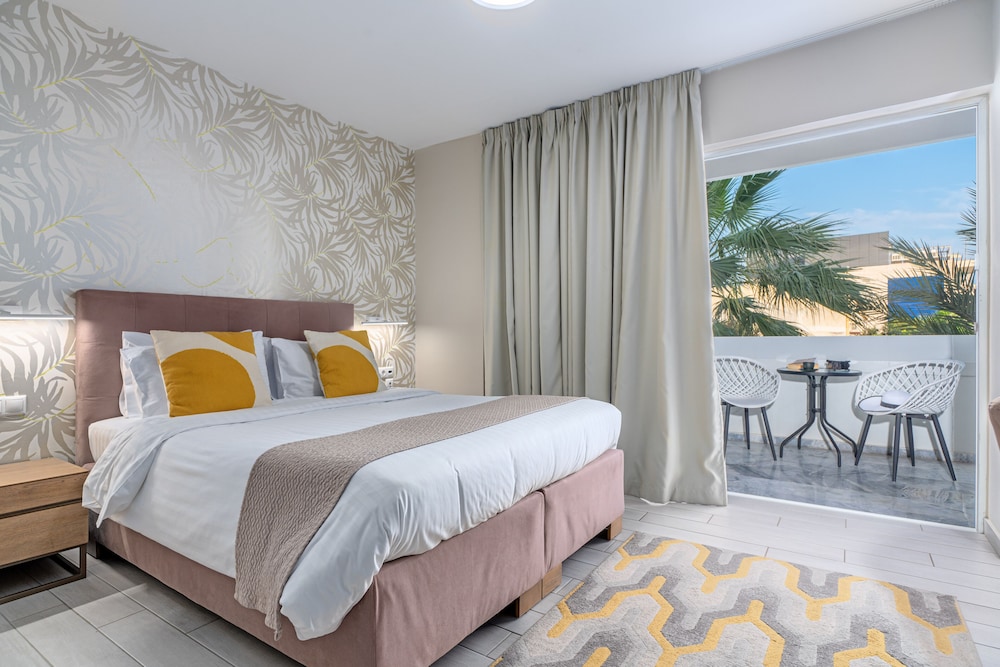 Maison 66 Riviera Hotels 24