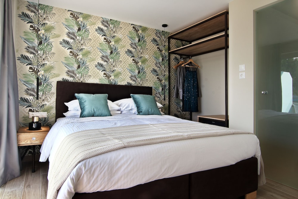Maison 66 Riviera Hotels 10