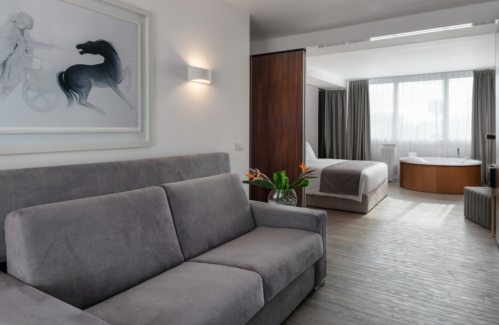 Elia Ermou Athens Hotel 24