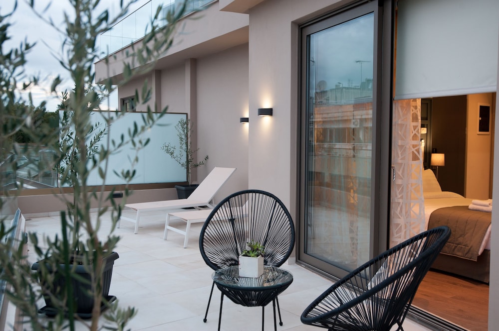 Athens Platinum Rooms And Suites 13