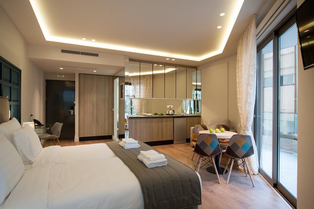 Athens Platinum Rooms And Suites 19