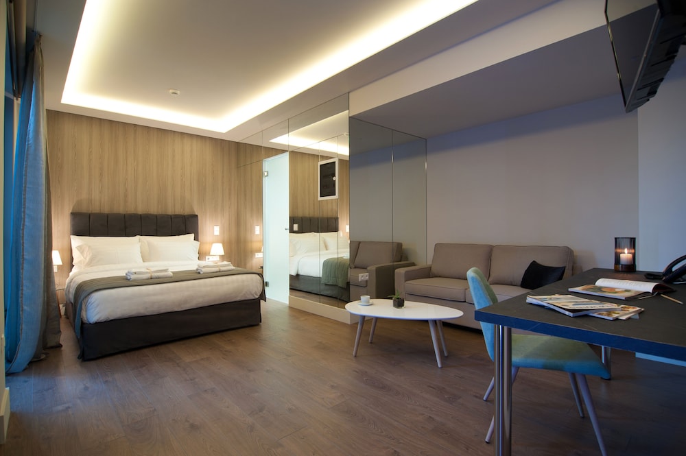 Athens Platinum Rooms And Suites 14