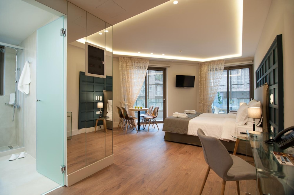 Athens Platinum Rooms And Suites 22