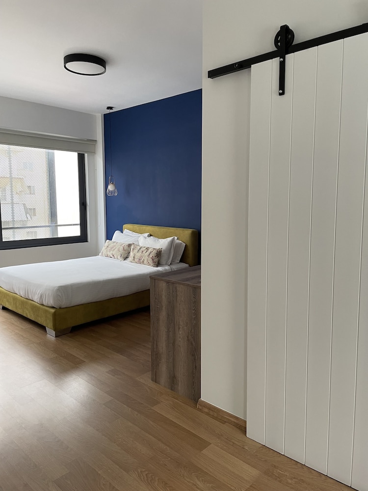 Iasonos Suites Athens 12