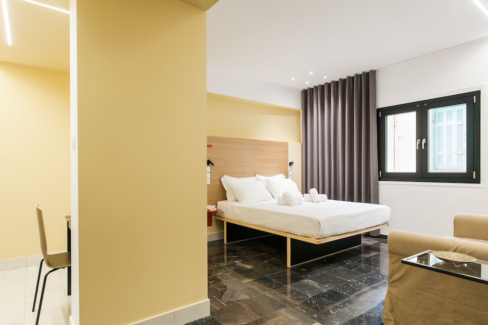 Greece U Around Athens Thissio Suites 7