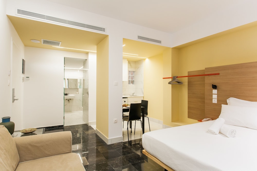 Greece U Around Athens Thissio Suites 9