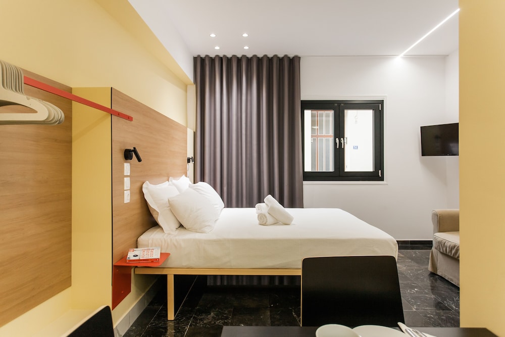 Greece U Around Athens Thissio Suites 4
