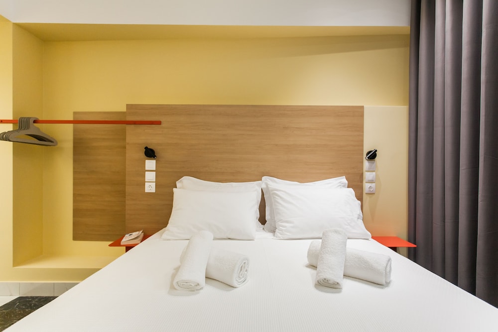 Greece U Around Athens Thissio Suites 10