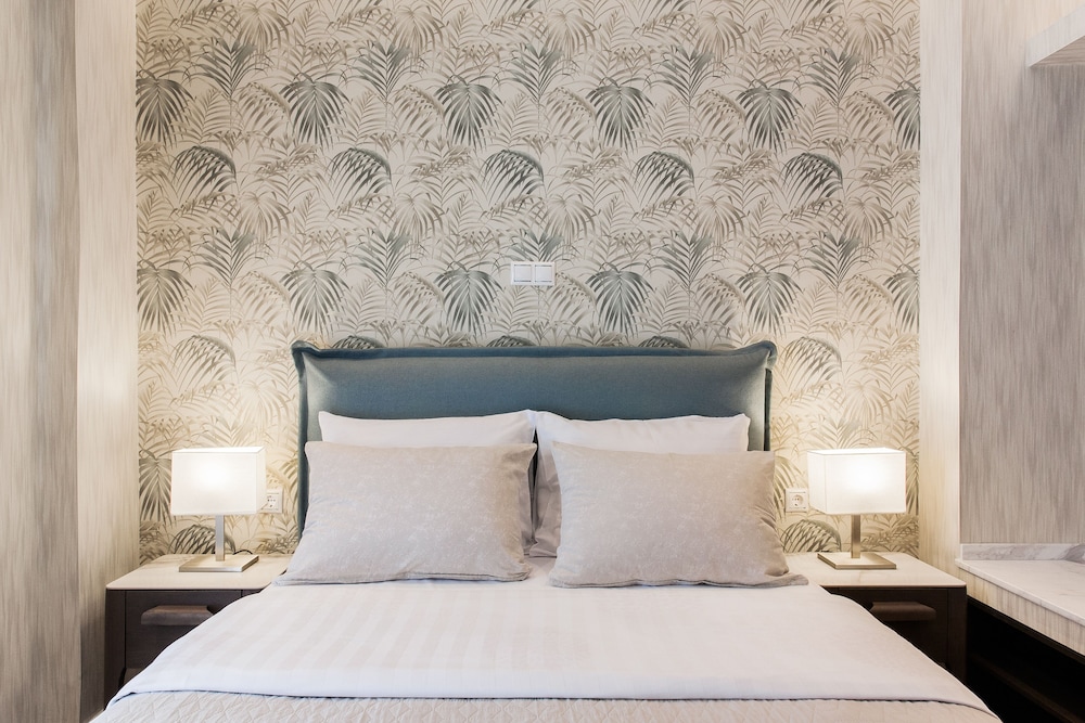 Nicholas Point Apartments And Rooms 11