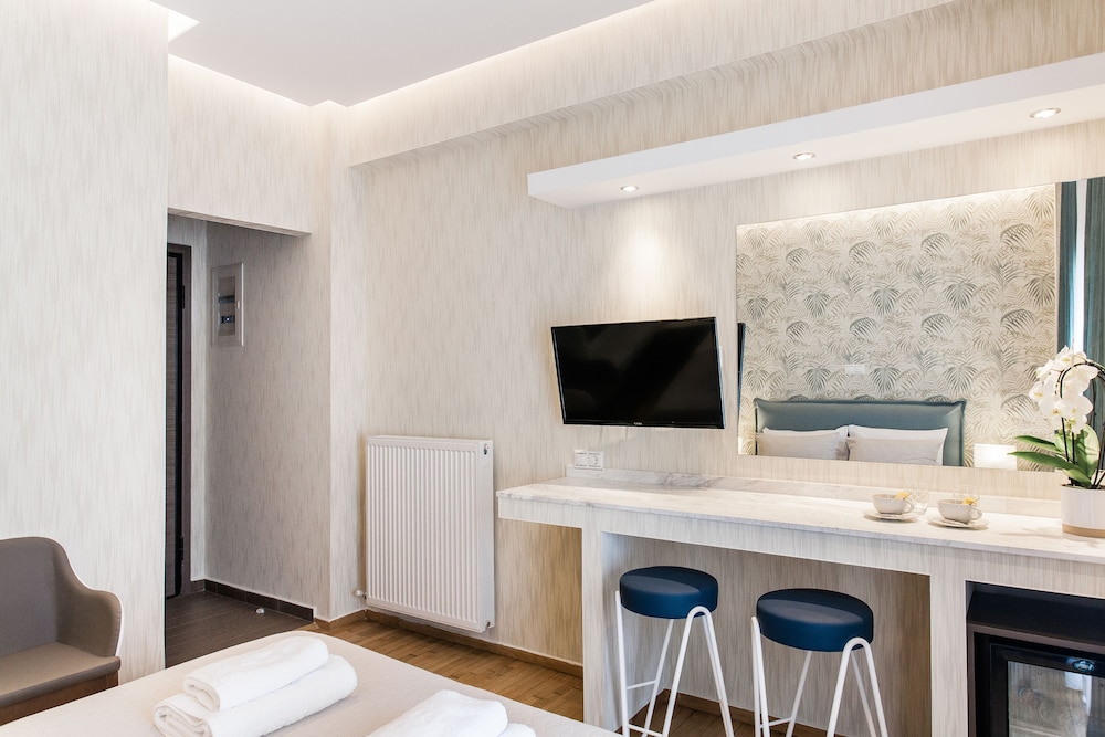Nicholas Point Apartments And Rooms 10