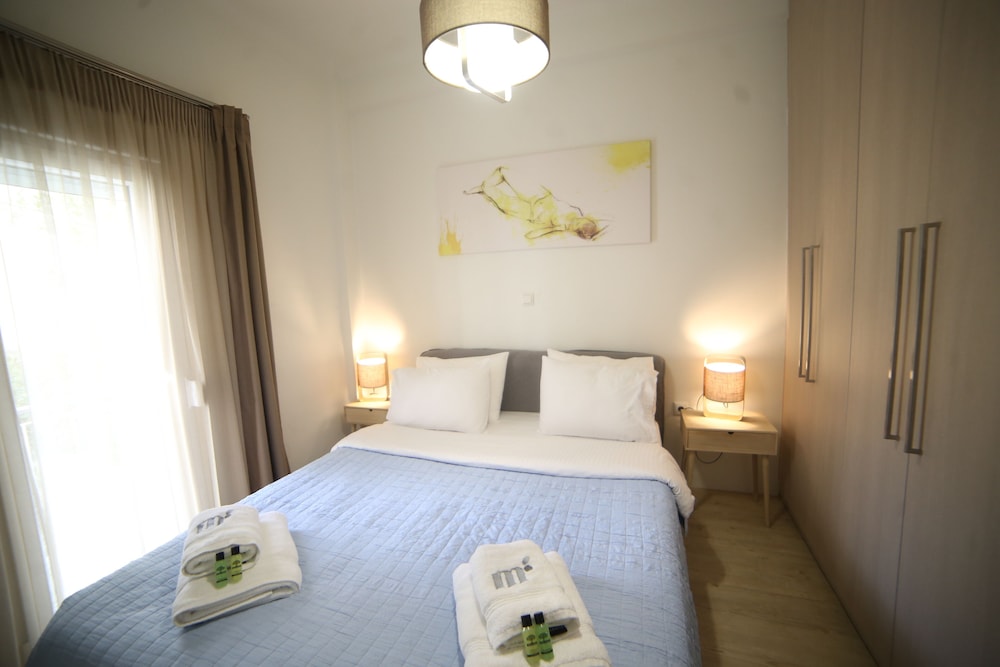 Formionos Morum City Hotel 11
