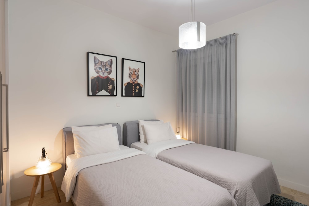 Formionos Morum City Hotel 15