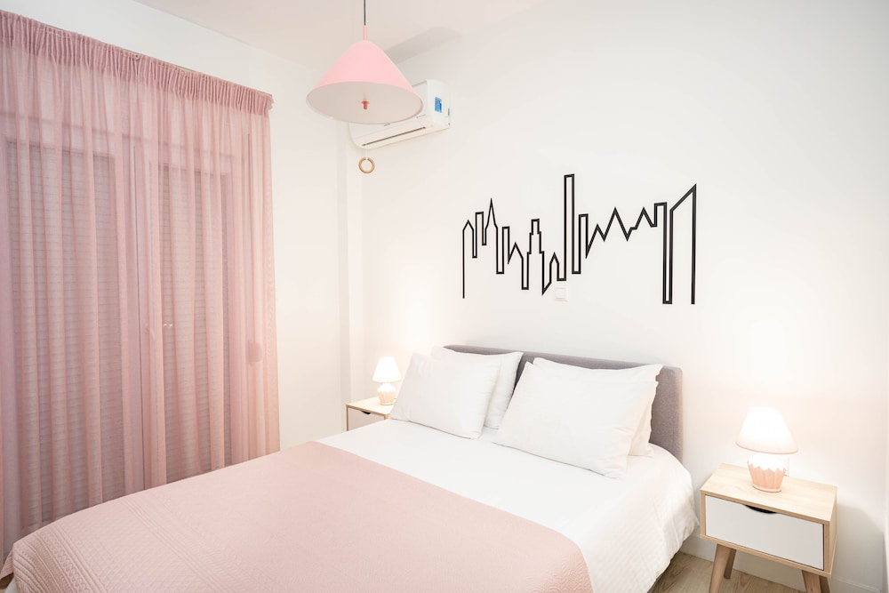 Formionos Morum City Hotel 20