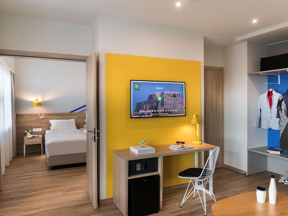 Ibis Styles Athens Routes 19