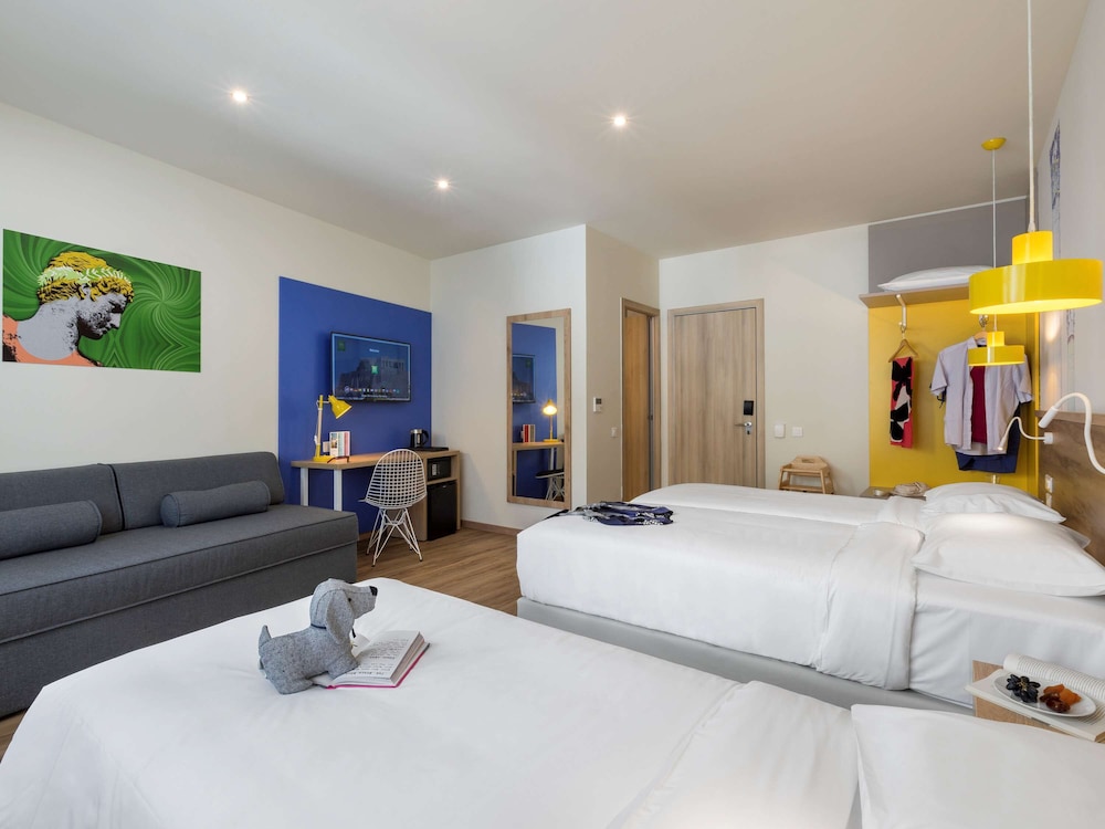 Ibis Styles Athens Routes 18