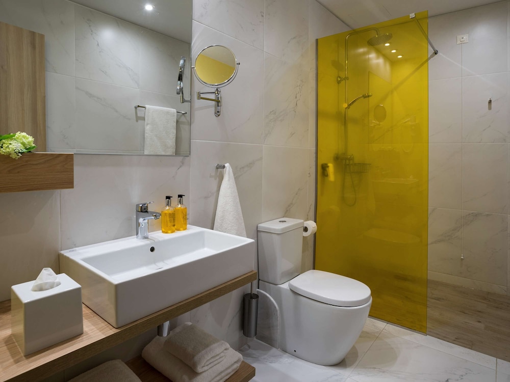 Ibis Styles Athens Routes 21