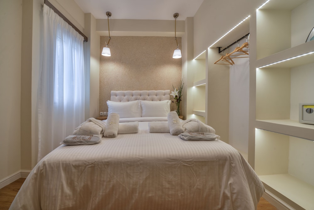 A.P. Acropolis View Apartments 12