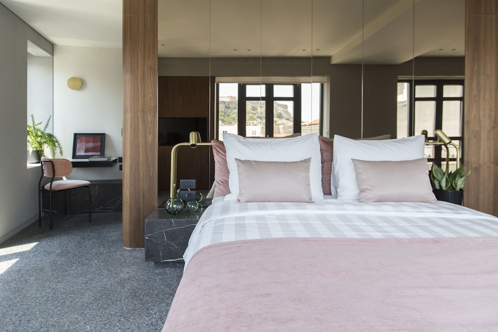 Perianth Hotel 15