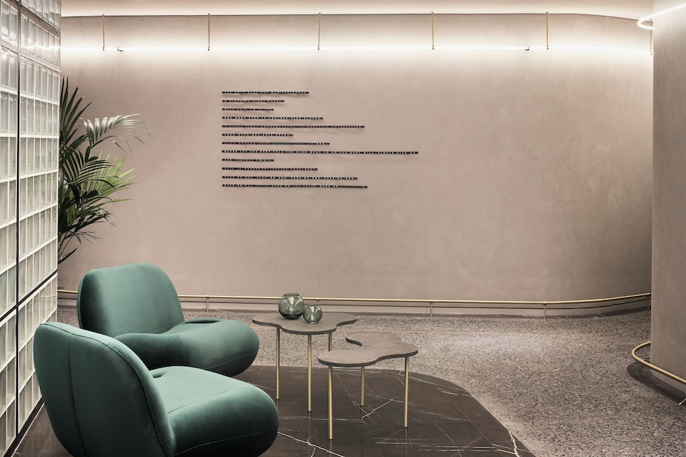Perianth Hotel 2