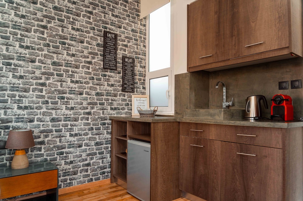The Athens Edition Luxury Suites 19