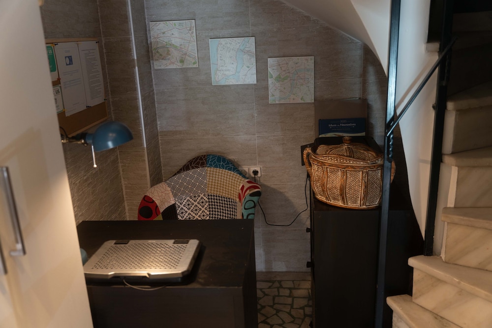 The Athens Edition Luxury Suites 4