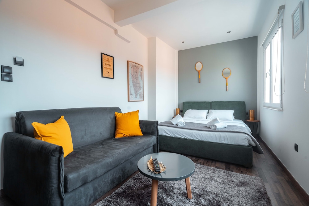 The Athens Edition Luxury Suites 20