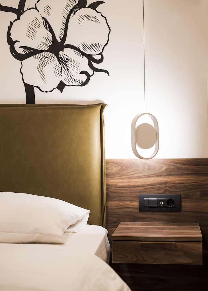 Gaia Rooms & Apartments 1