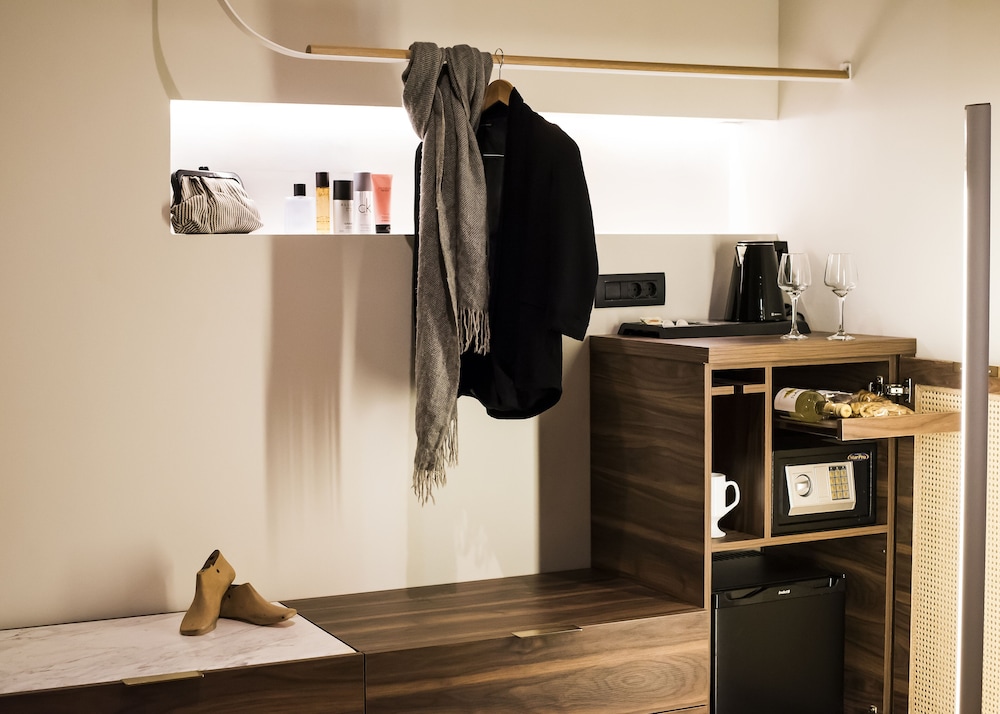 Gaia Rooms & Apartments 9