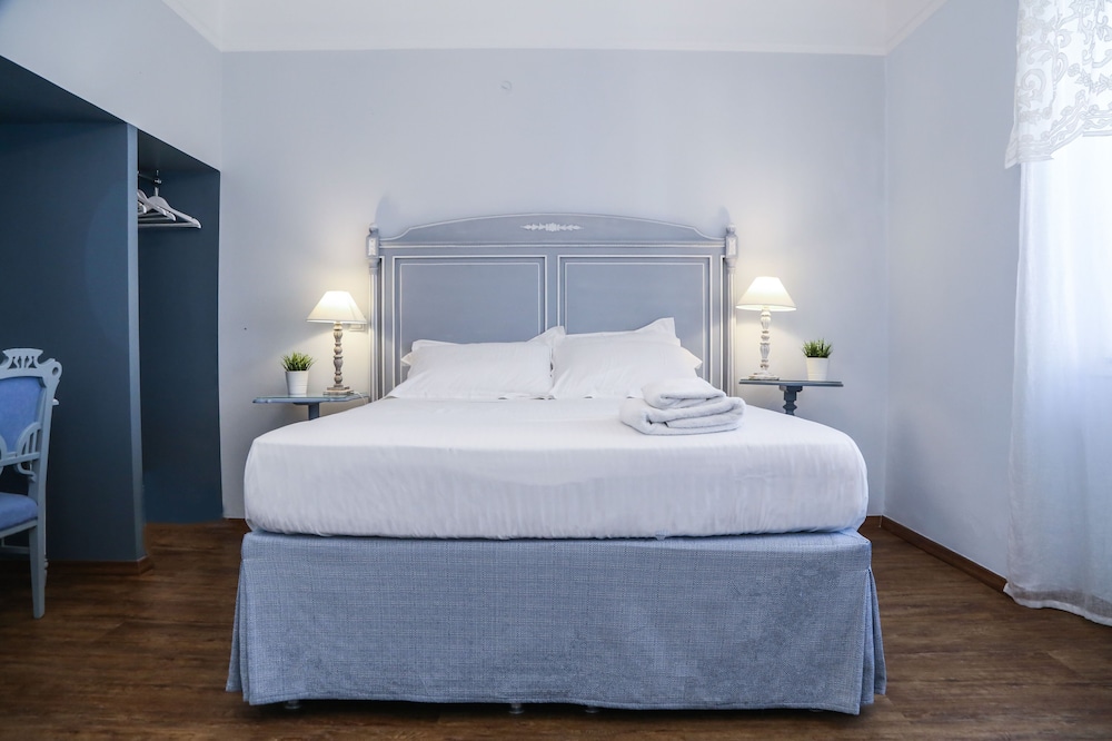 Athens Koukaki Boutique Apartments 6