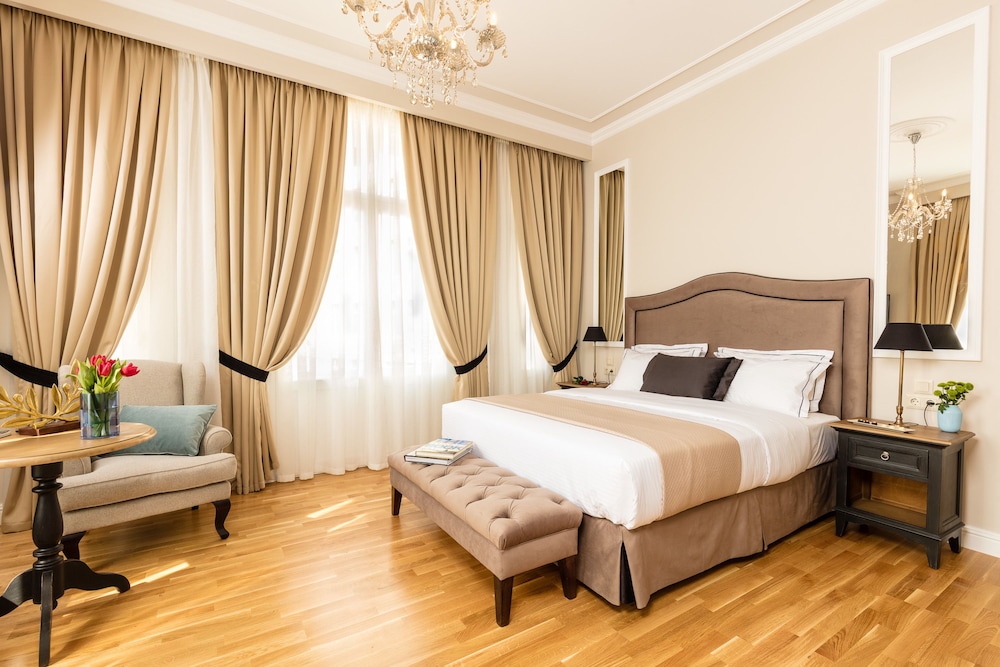 Athens Mansion Luxury Suites 15