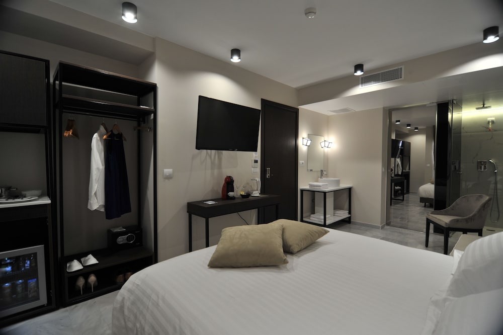 B4B Athens 365 Hotel 8