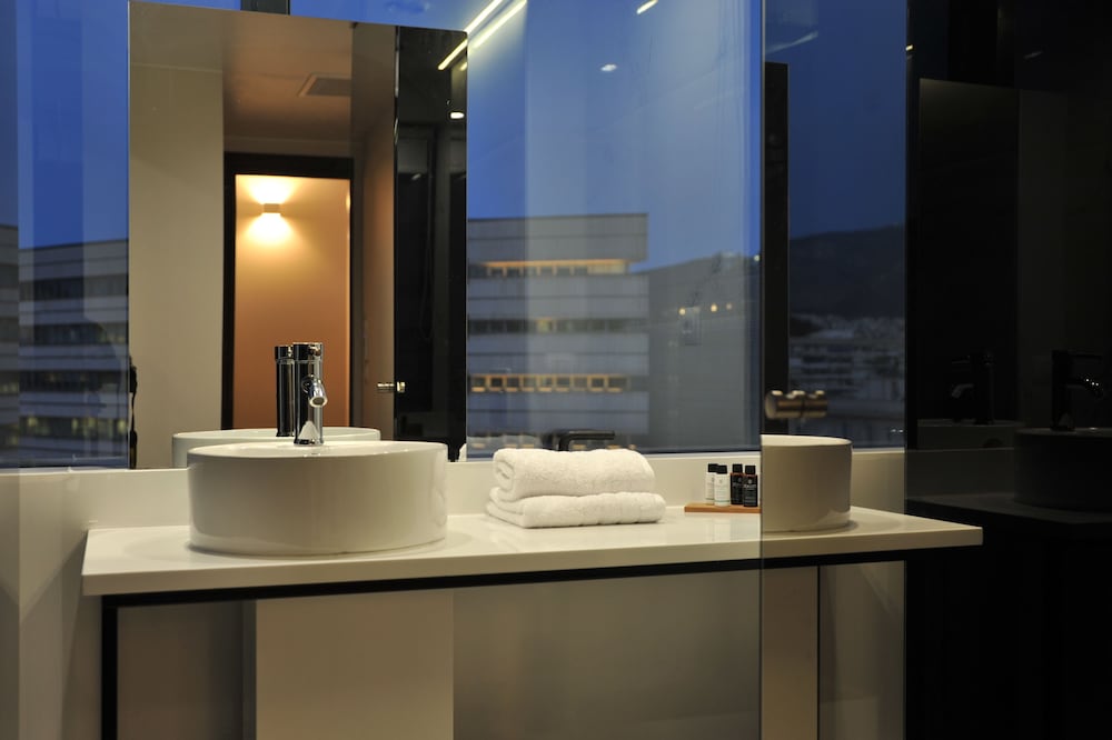 B4B Athens 365 Hotel 24