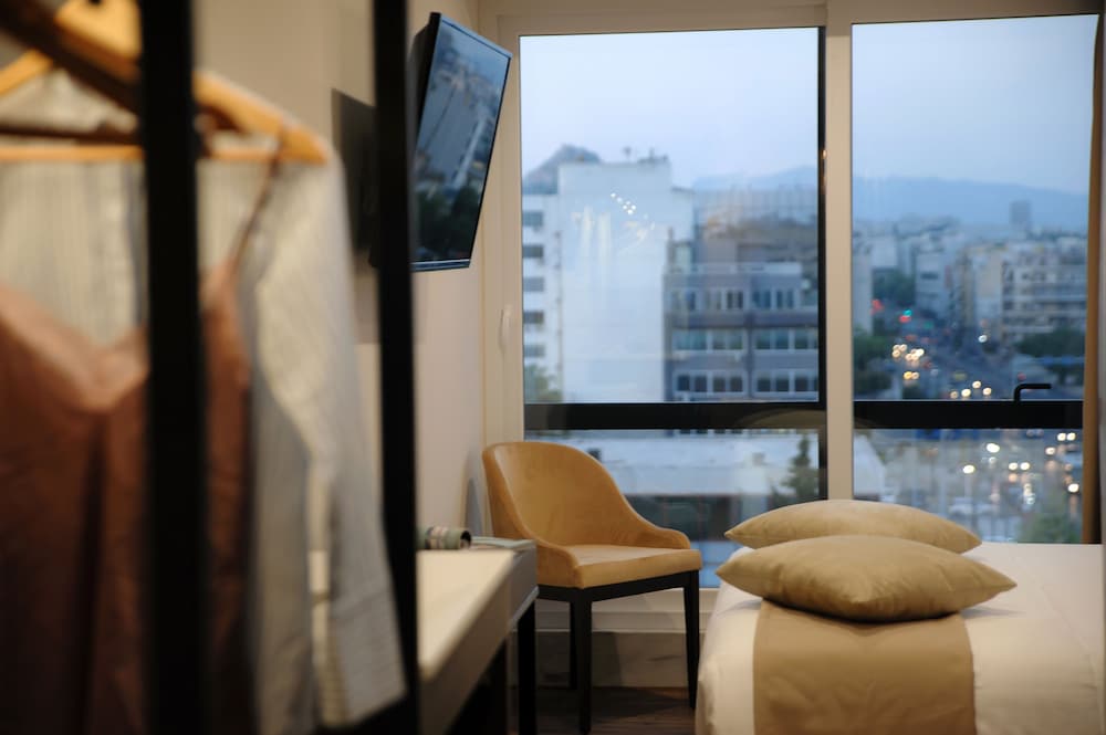 B4B Athens 365 Hotel 13