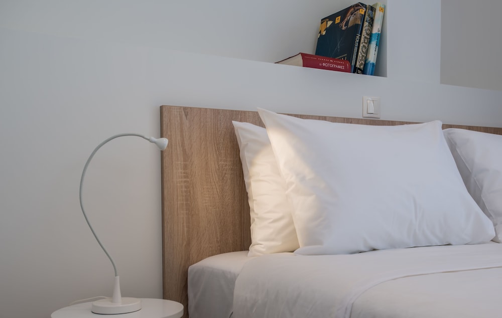 SpotApart Residences 8